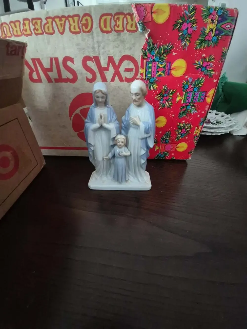 Lipper And Mann Holy Family Figurine Statue Mary Joseph Jesus